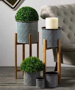 SULLIVANS Black and White Gemoetric Pattern Metal Planter (Set of 3) -Outdoor Plant Life black and white patterned sullivans plant pots met1828 4f 1000