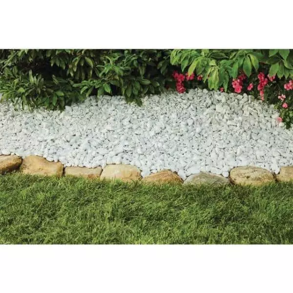 Vigoro 0.5 cu. ft. Bagged Marble Chip Landscape Rock 9 Vigoro 0.5 cu. ft. Bagged Marble Chip Landscape Rock - Image 8
