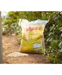 Vigoro 0.5 cu. ft. Bagged Pea Gravel Pebble Landscape Rock 14 Vigoro 0.5 cu. ft. Bagged Pea Gravel Pebble Landscape Rock -Outdoor Plant Life vigoro bagged landscape rocks 54255 66 1000